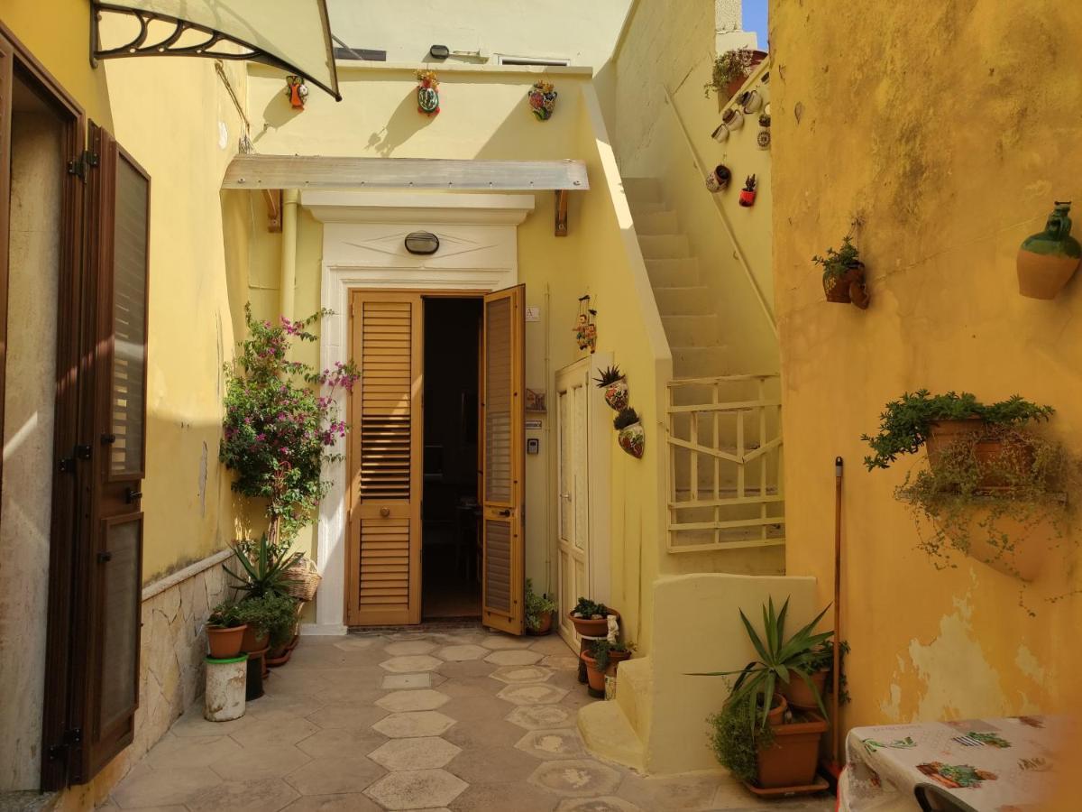 La Casa Di Giu Salento Villa Surbo ภายนอก รูปภาพ