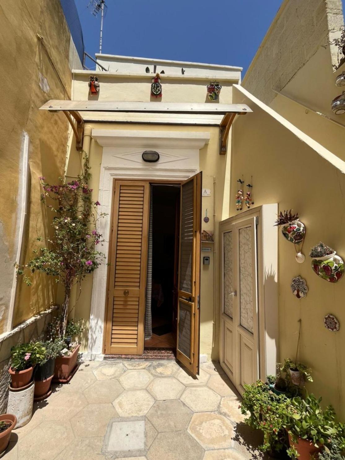 La Casa Di Giu Salento Villa Surbo ภายนอก รูปภาพ